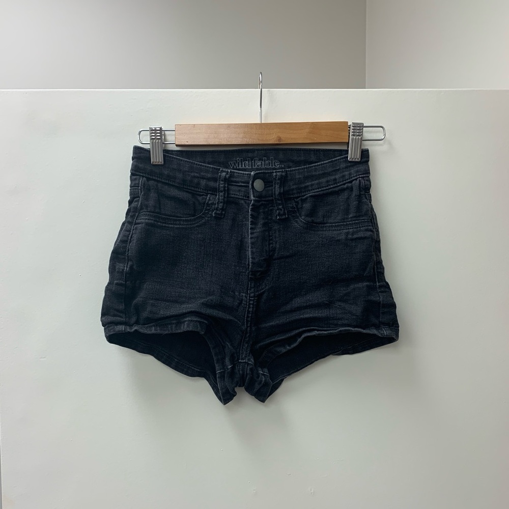 Wild fable shorts size 2